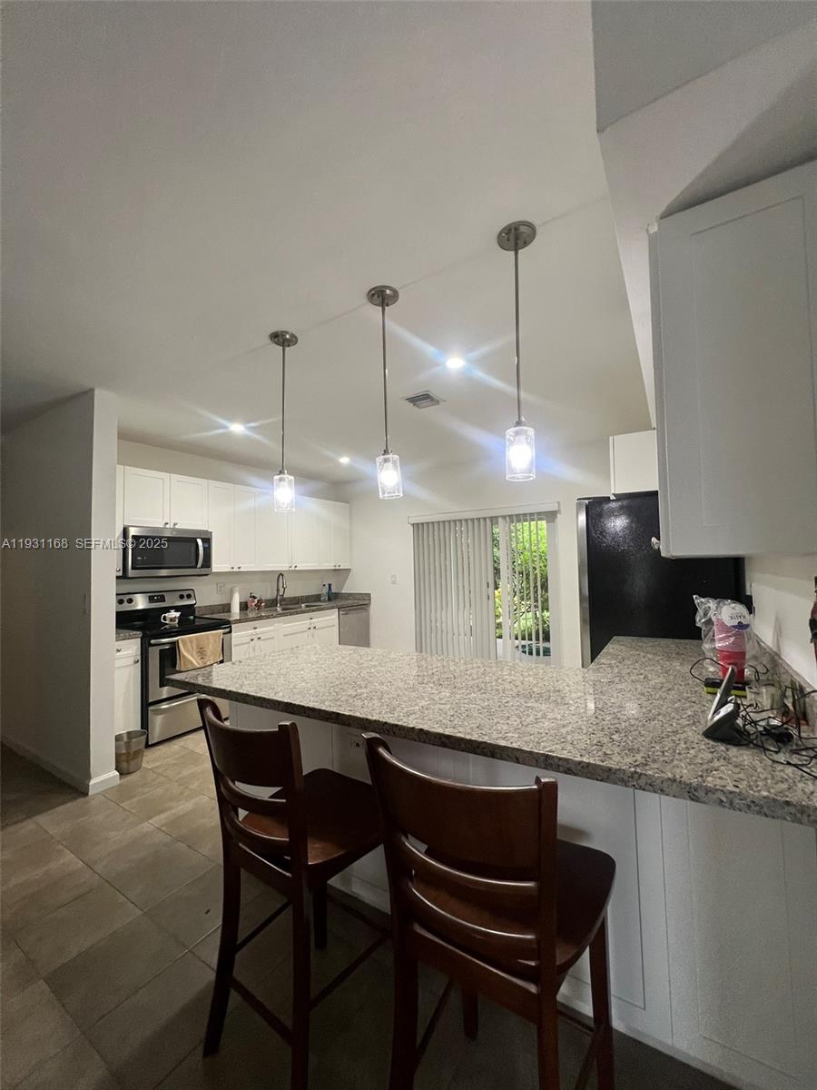 OLYMPIA GARDENS - Residential Lease