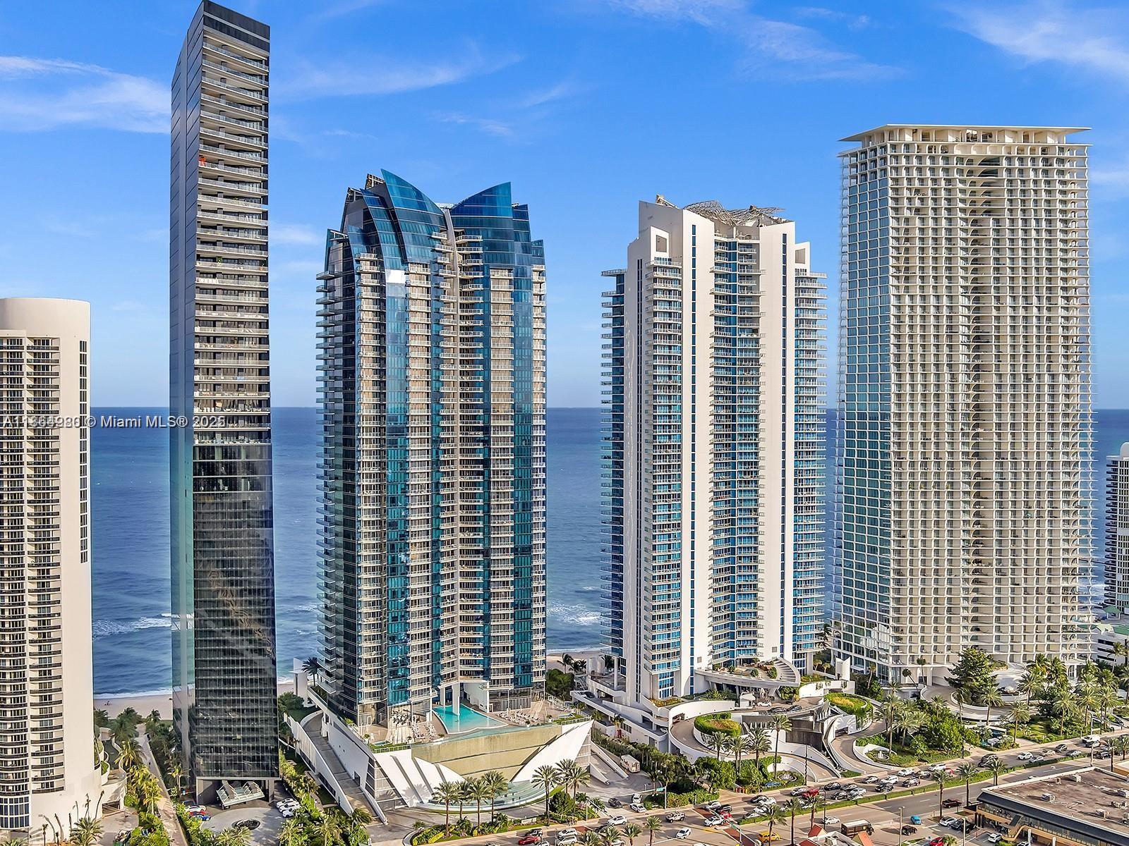 Nice and cozy, well maintained unit in the heart of Sunny Isles Beach. One of the best locations in the city. Right next to a shopping plaza with a grocery store, restaurants, gym, beauty salons, coffee shops. Couple minutes walk to the beach. Could be occupied by no more than two people.