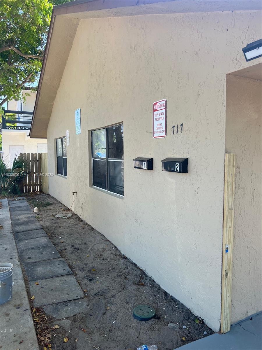 Spacious 3-bedroom, 1-bathroom unit available for immediate move-in with same-day approval! The apartment features tile flooring throughout and a large kitchen equipped with stainless steel appliances including a stove, refrigerator, and microwave. Water, sewer, and trash are included in the rent. Parking is available. Conveniently located in Pompano Beach, just minutes from I-95 and close to supermarkets, shops, and other essential amenities.
