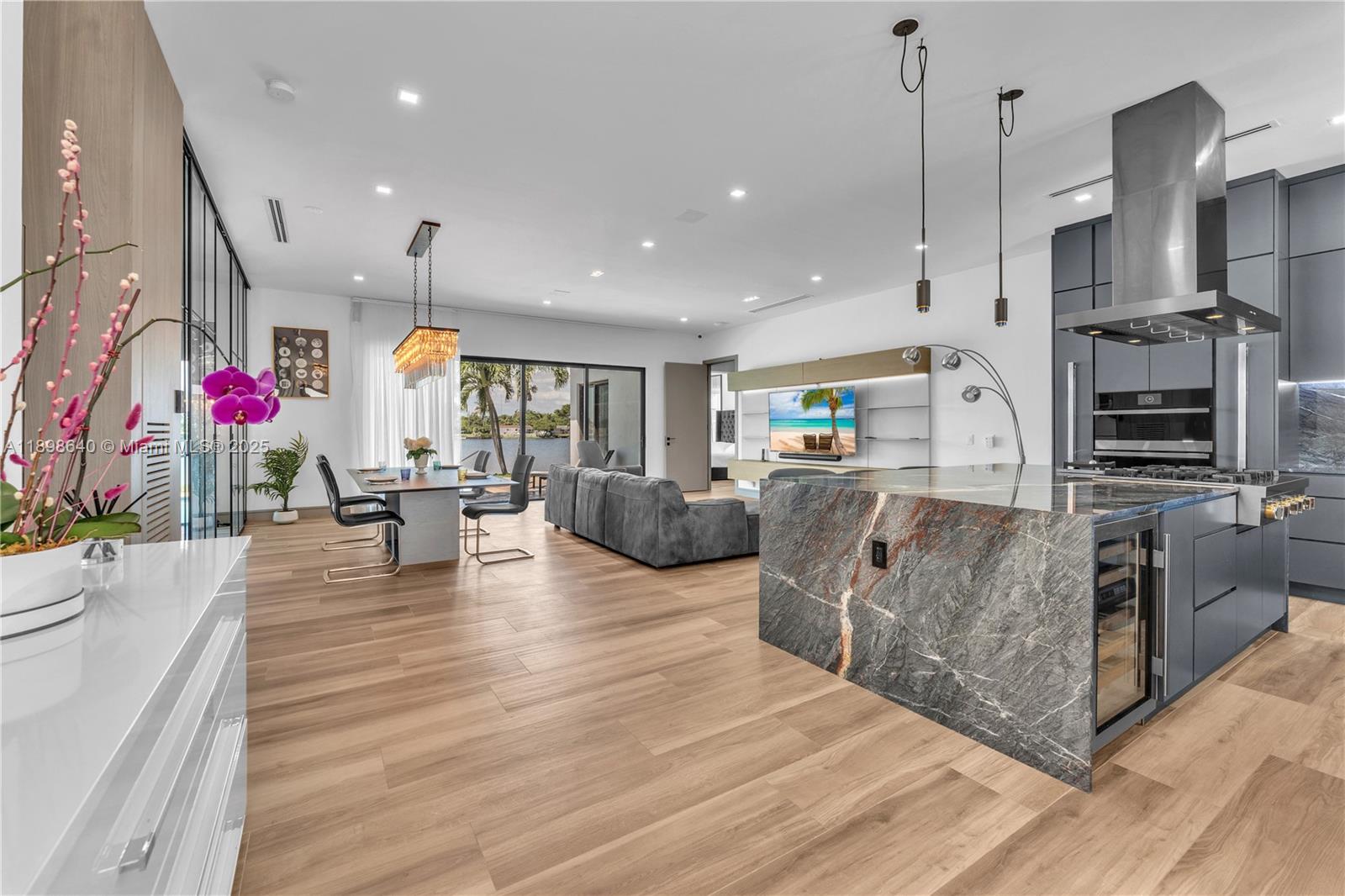 SUNSWEPT ISLE - Residential