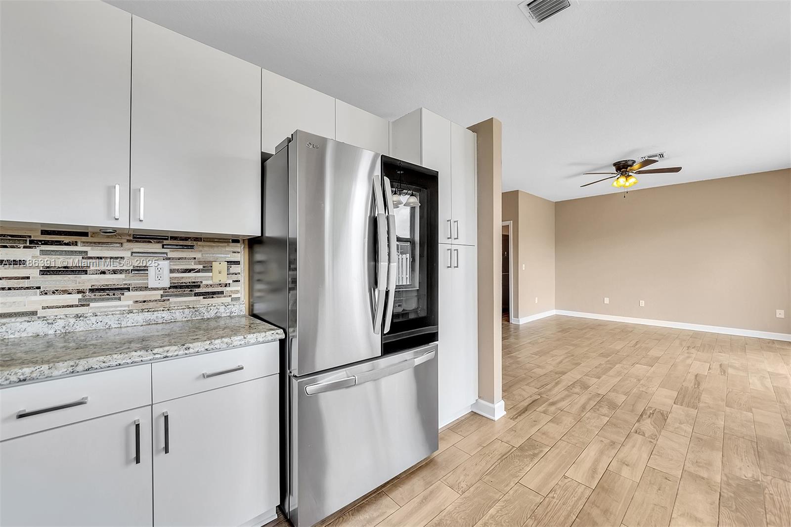 TOWNGATE - Residential Lease