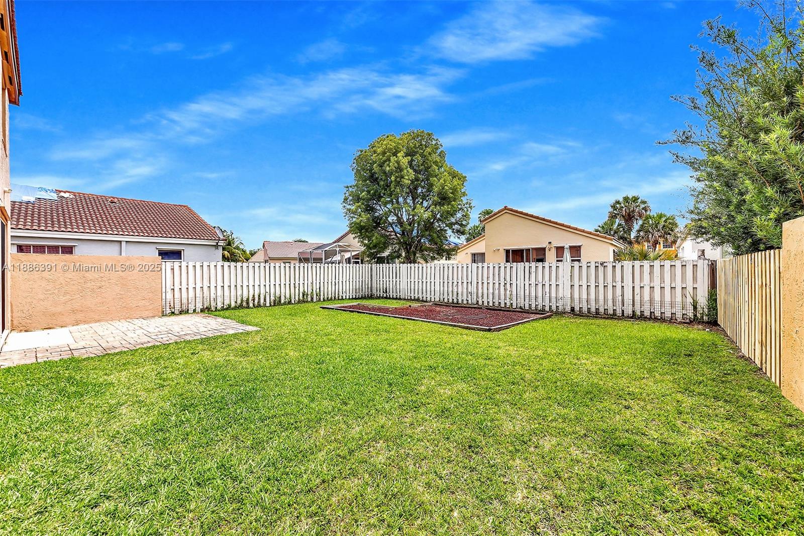 TOWNGATE - Residential Lease