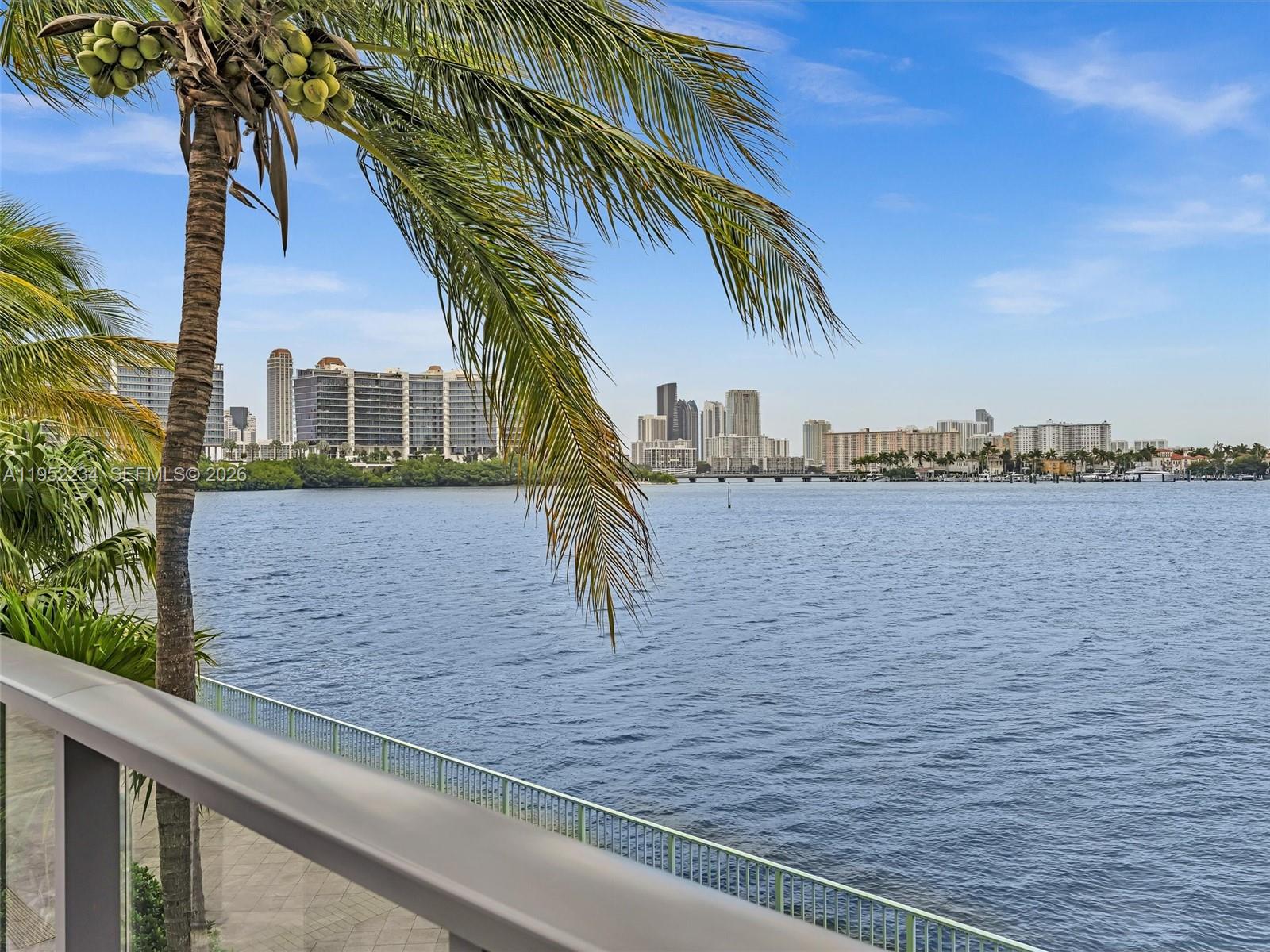 ECHO CONDO - Residential