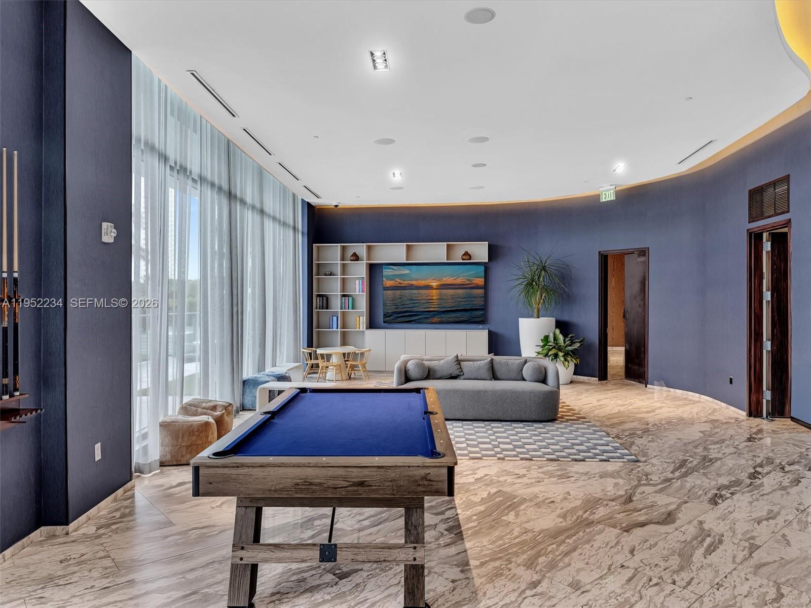 ECHO CONDO - Residential