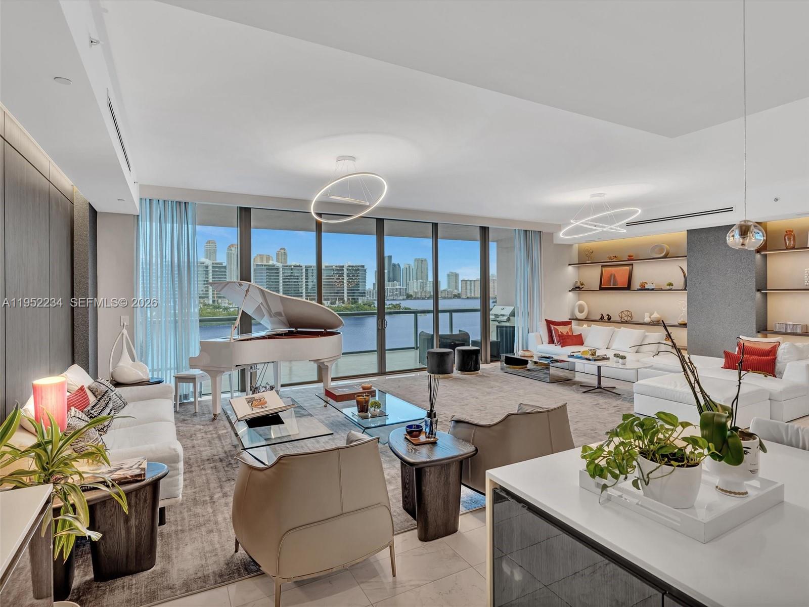 3300 NE 188th St 718