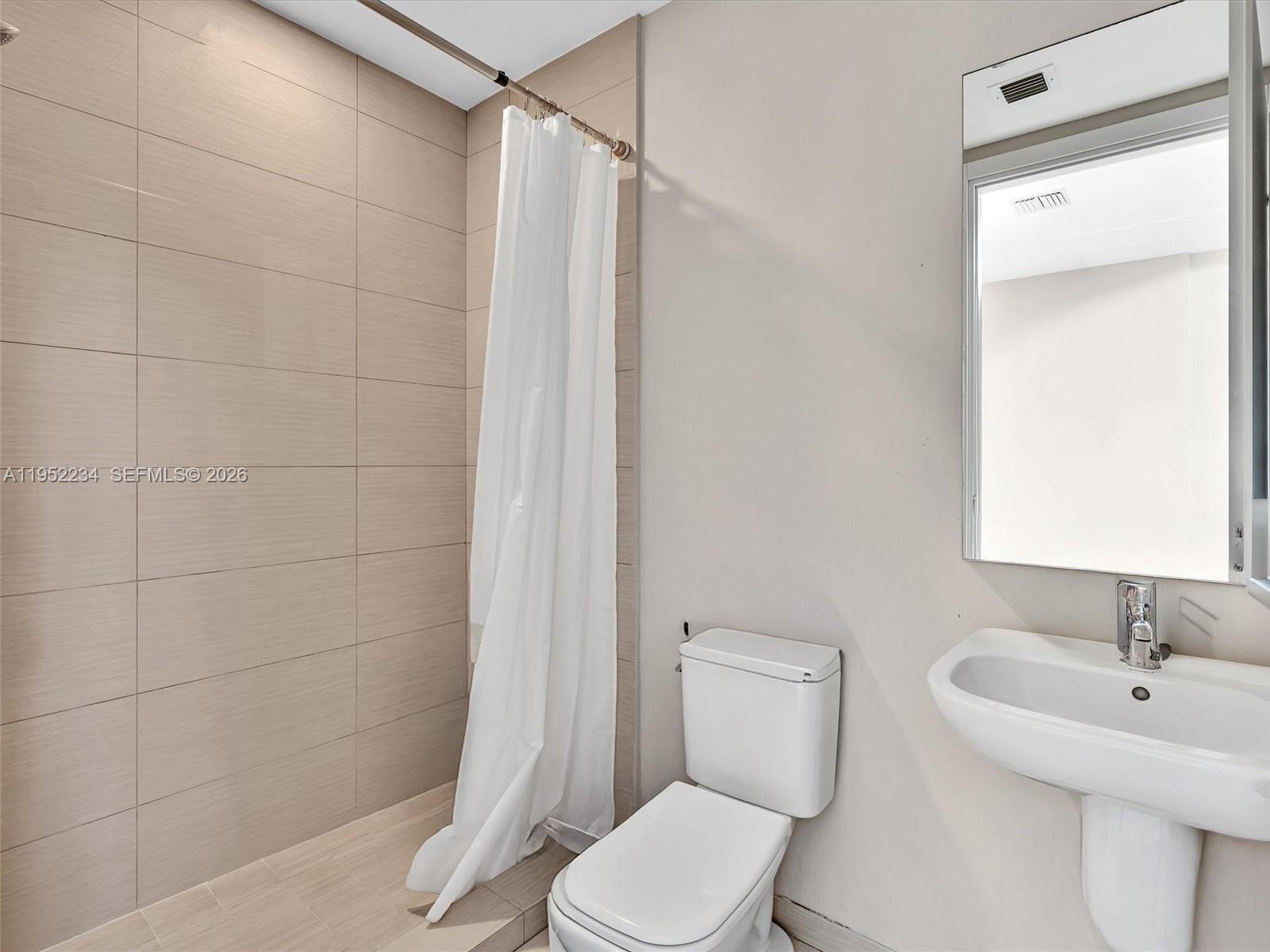 ECHO CONDO - Residential