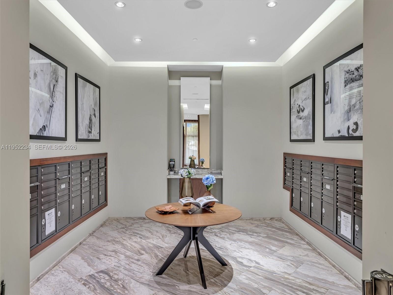 ECHO CONDO - Residential