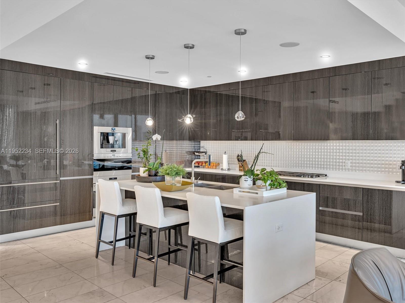 ECHO CONDO - Residential