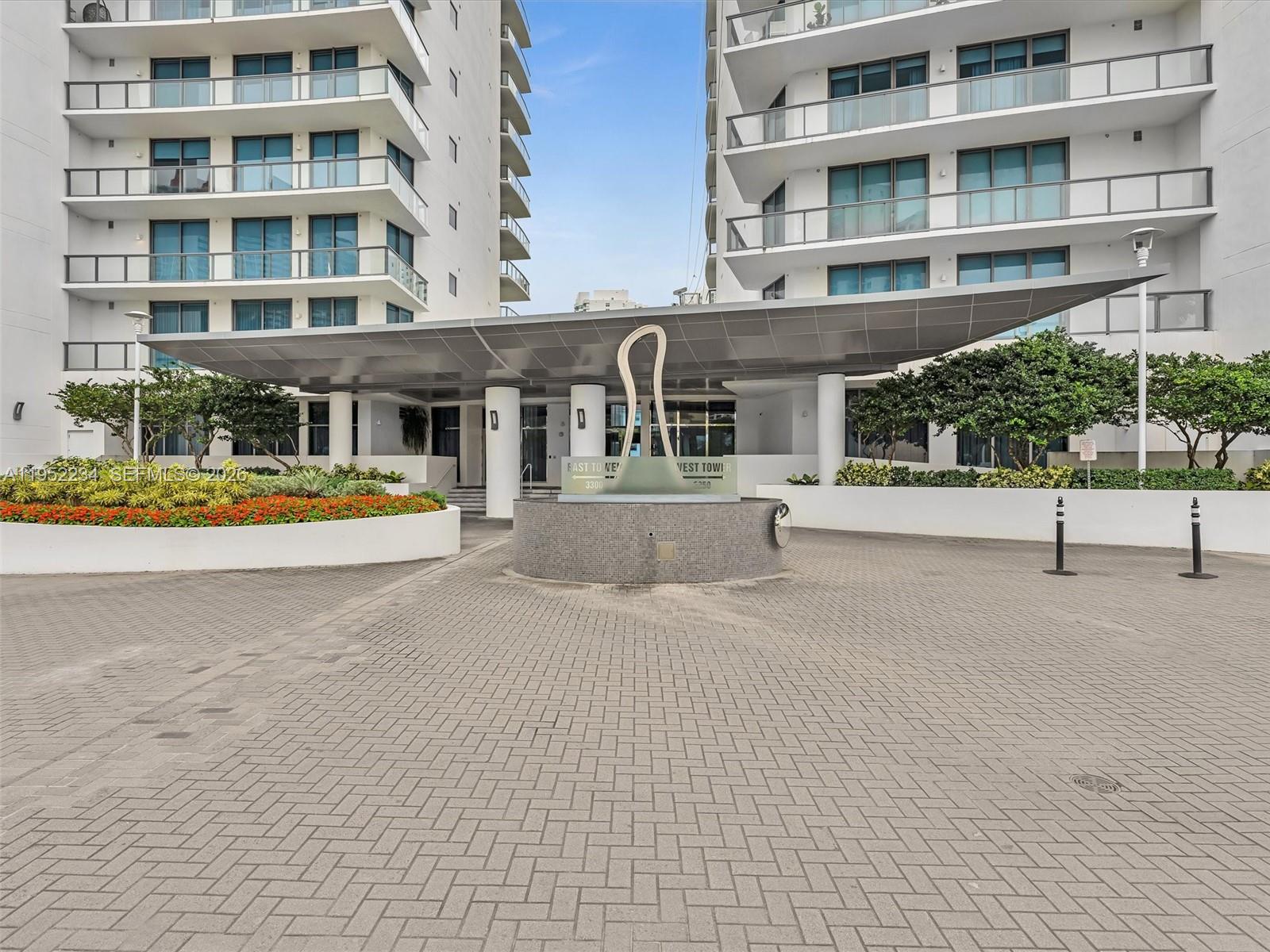 ECHO CONDO - Residential