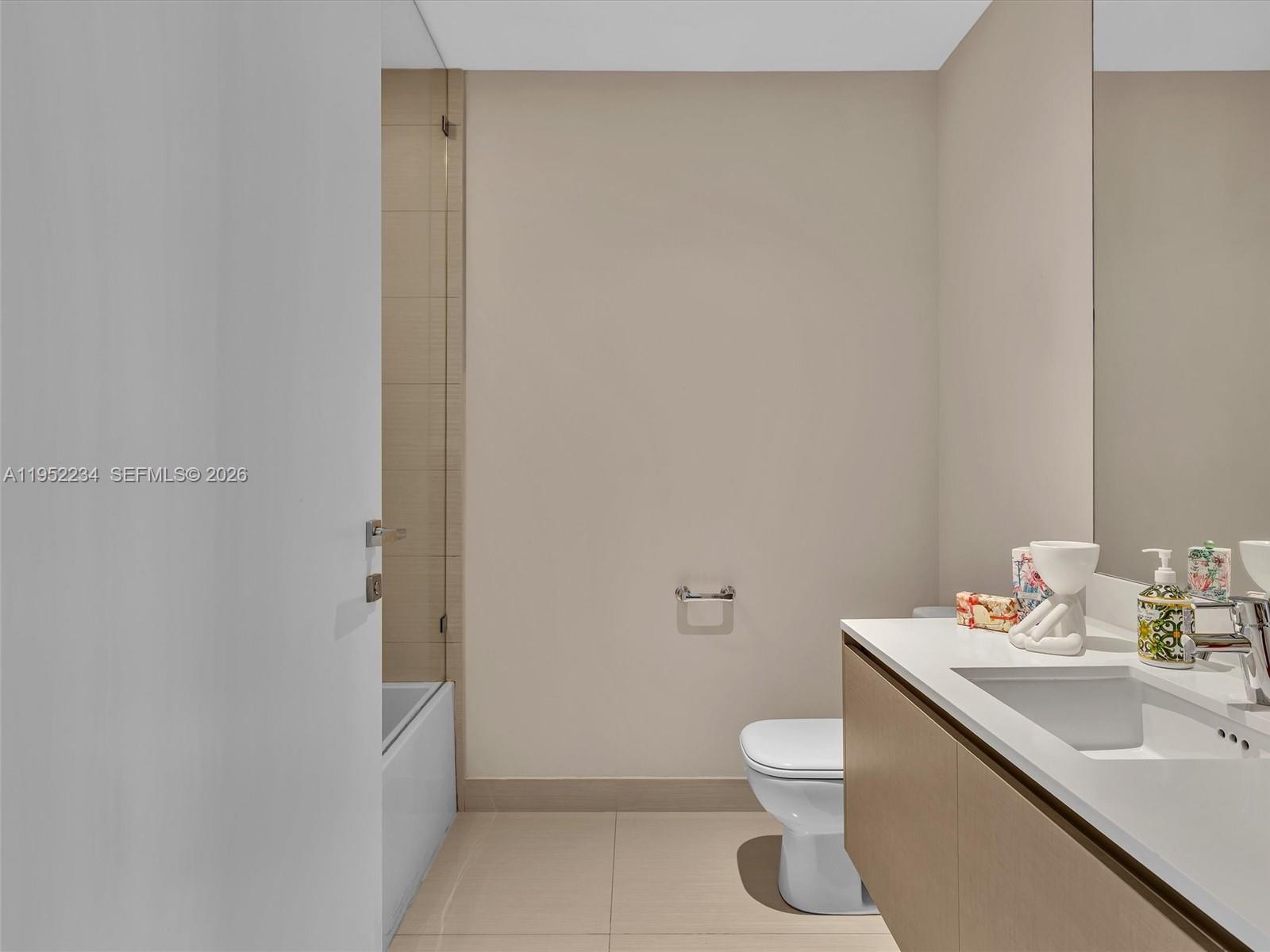 ECHO CONDO - Residential