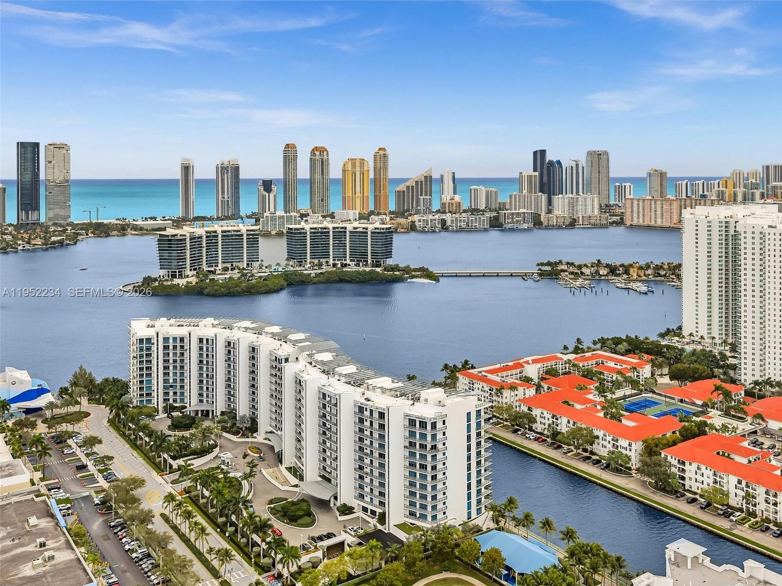 ECHO CONDO - Residential