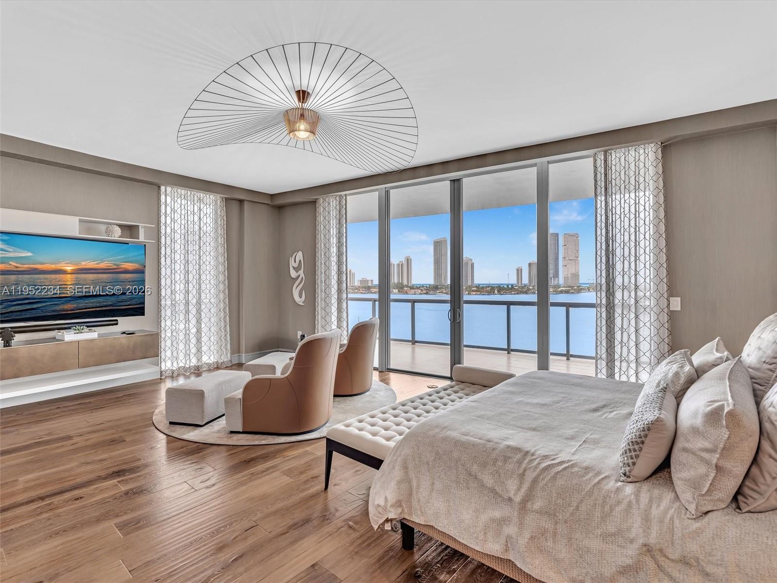 ECHO CONDO - Residential