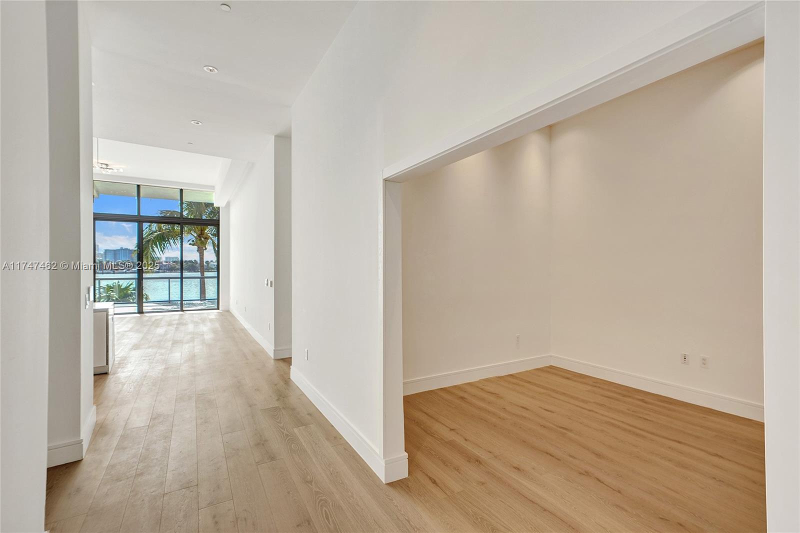 Echo Condo - Residential