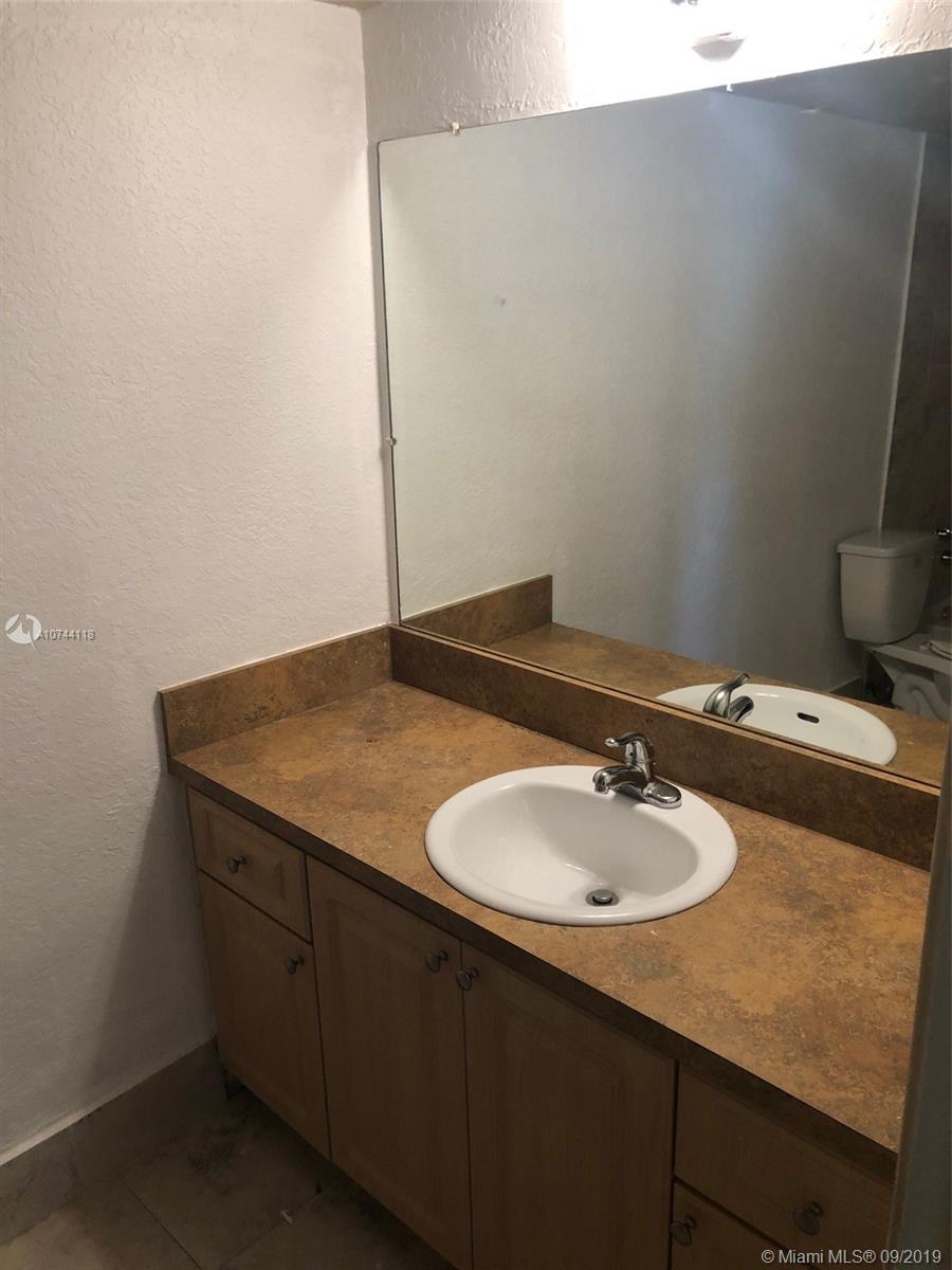 DADELAND CAPRI CONDO - Residential Lease