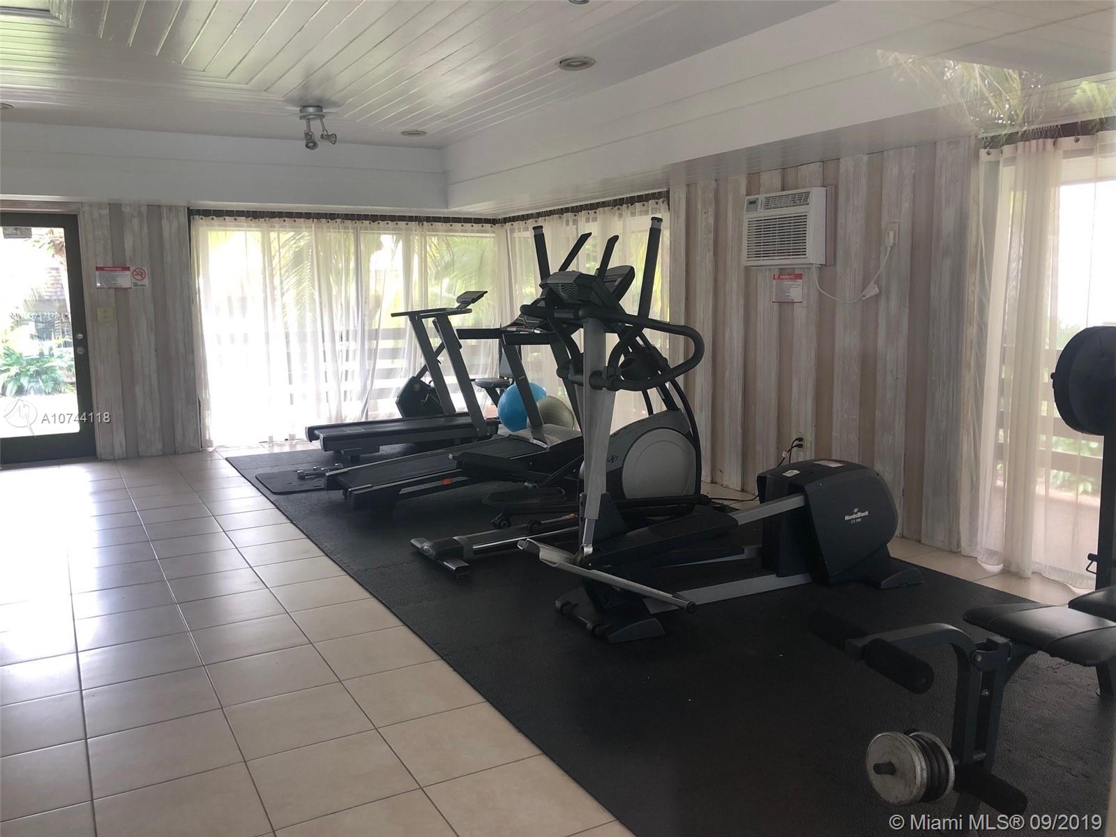 DADELAND CAPRI CONDO - Residential Lease