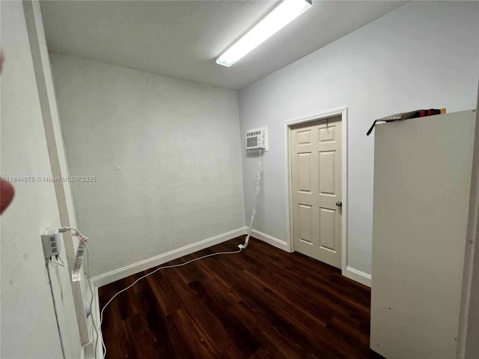 MC RESIDENTIAL - Residential Lease