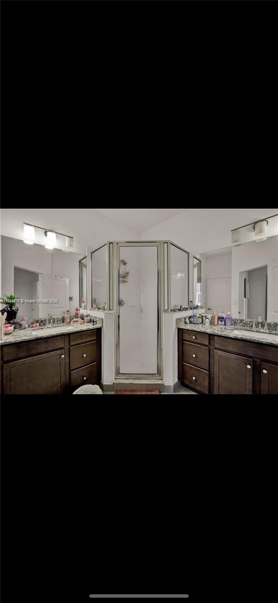 MC RESIDENTIAL - Residential Lease