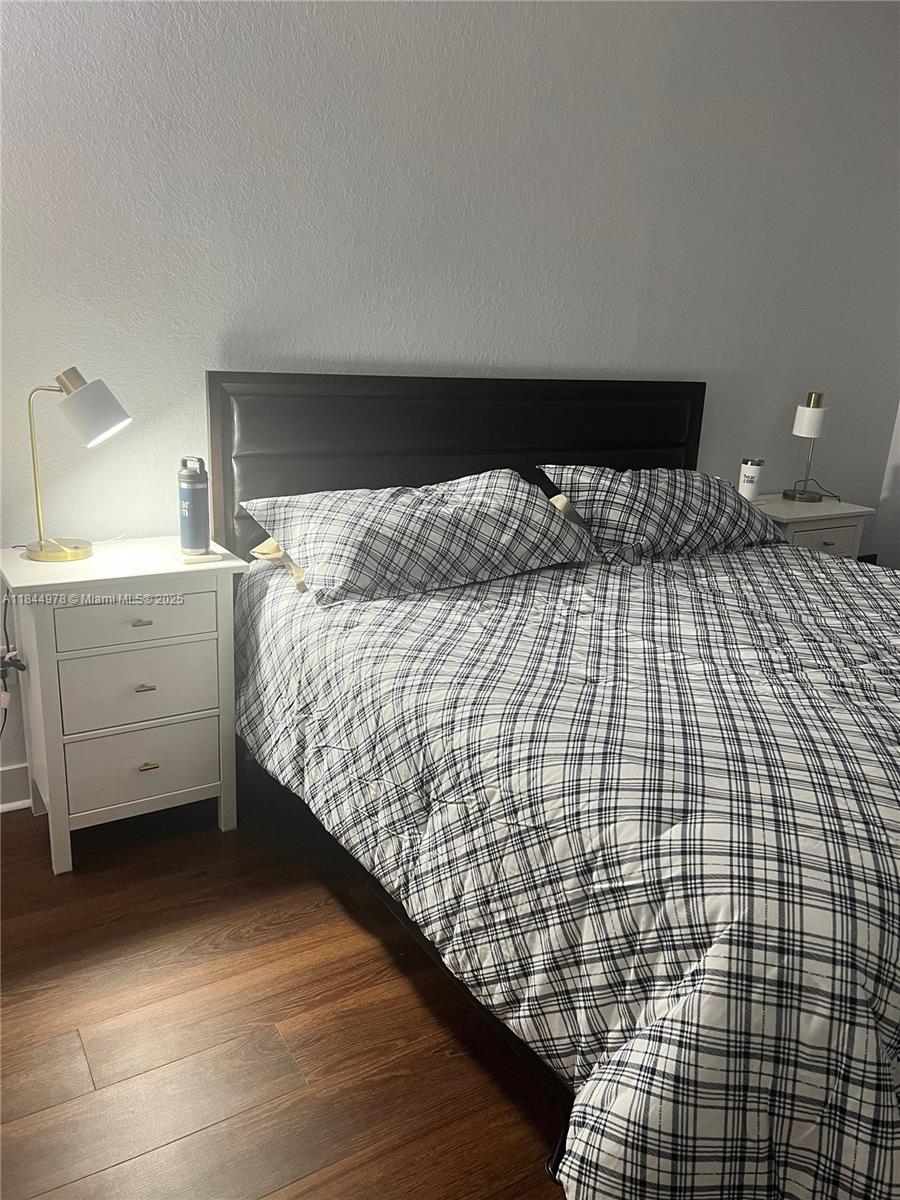 MC RESIDENTIAL - Residential Lease