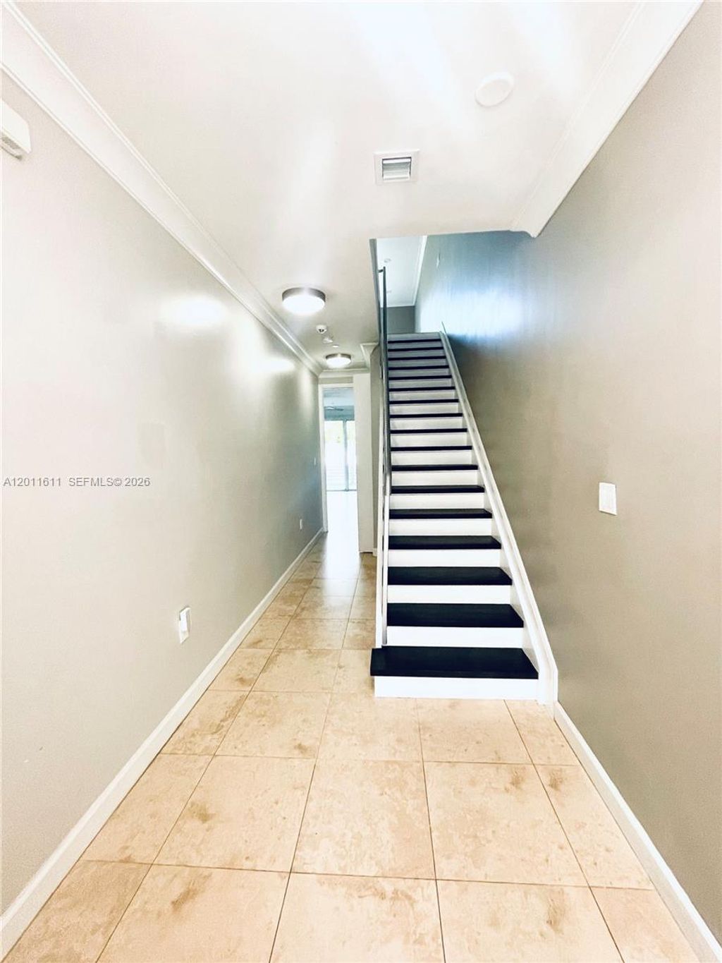Photo of 822 NE 19th Ave, Fort Lauderdale, FL 33304 (MLS # A12011611)