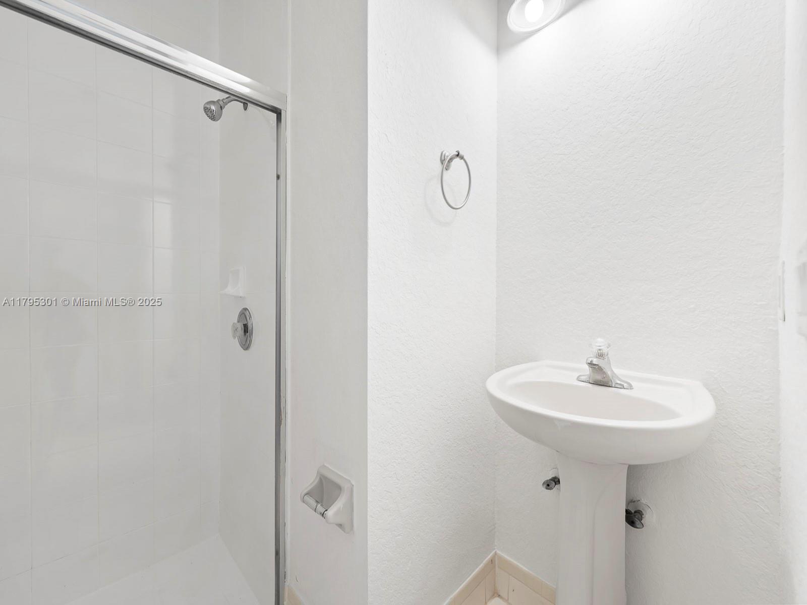 KEYS GARDEN - Residential