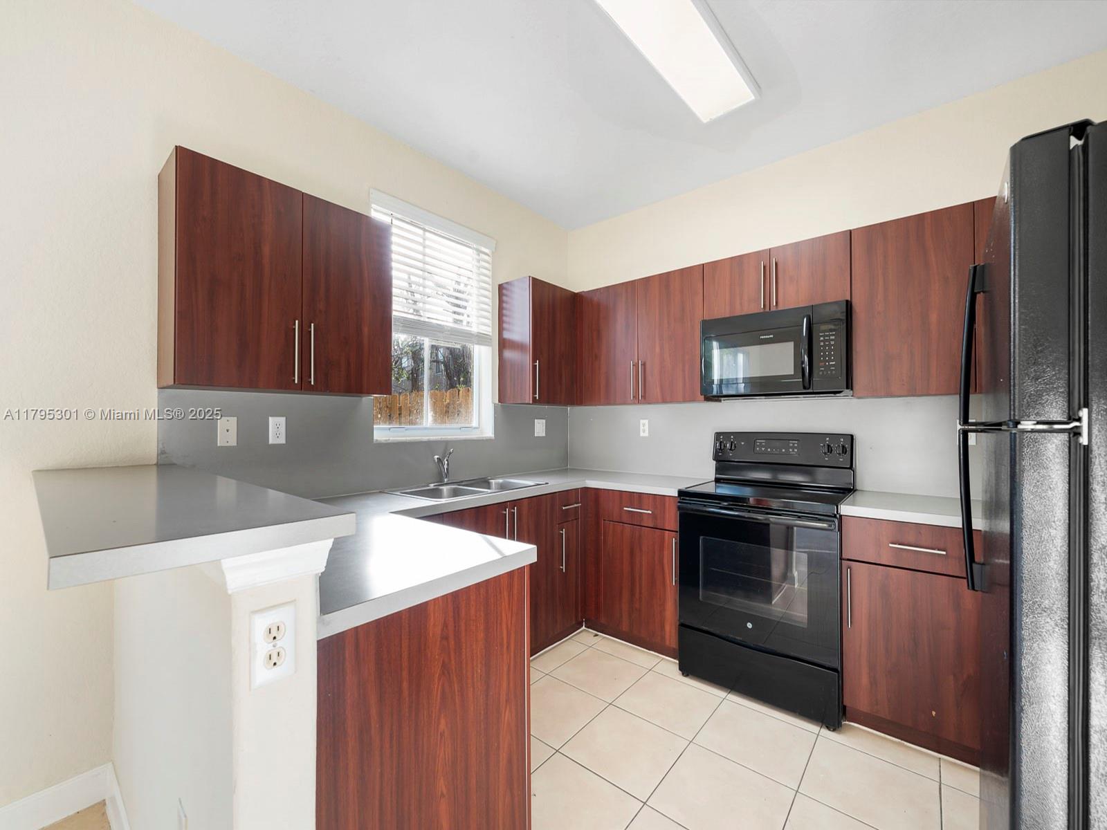 KEYS GARDEN - Residential