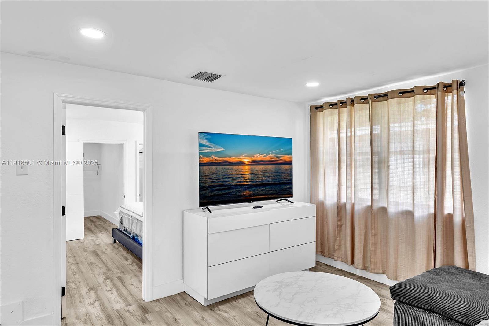 NICHOLS HEIGHTS - Residential