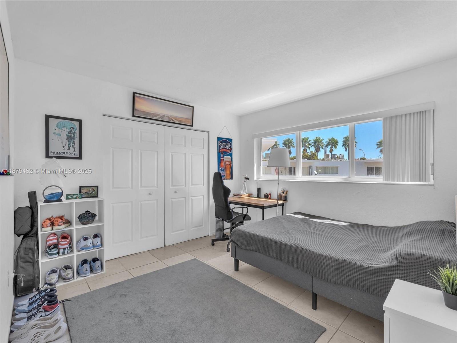 PARADISE AT DADELAND COND - Residential