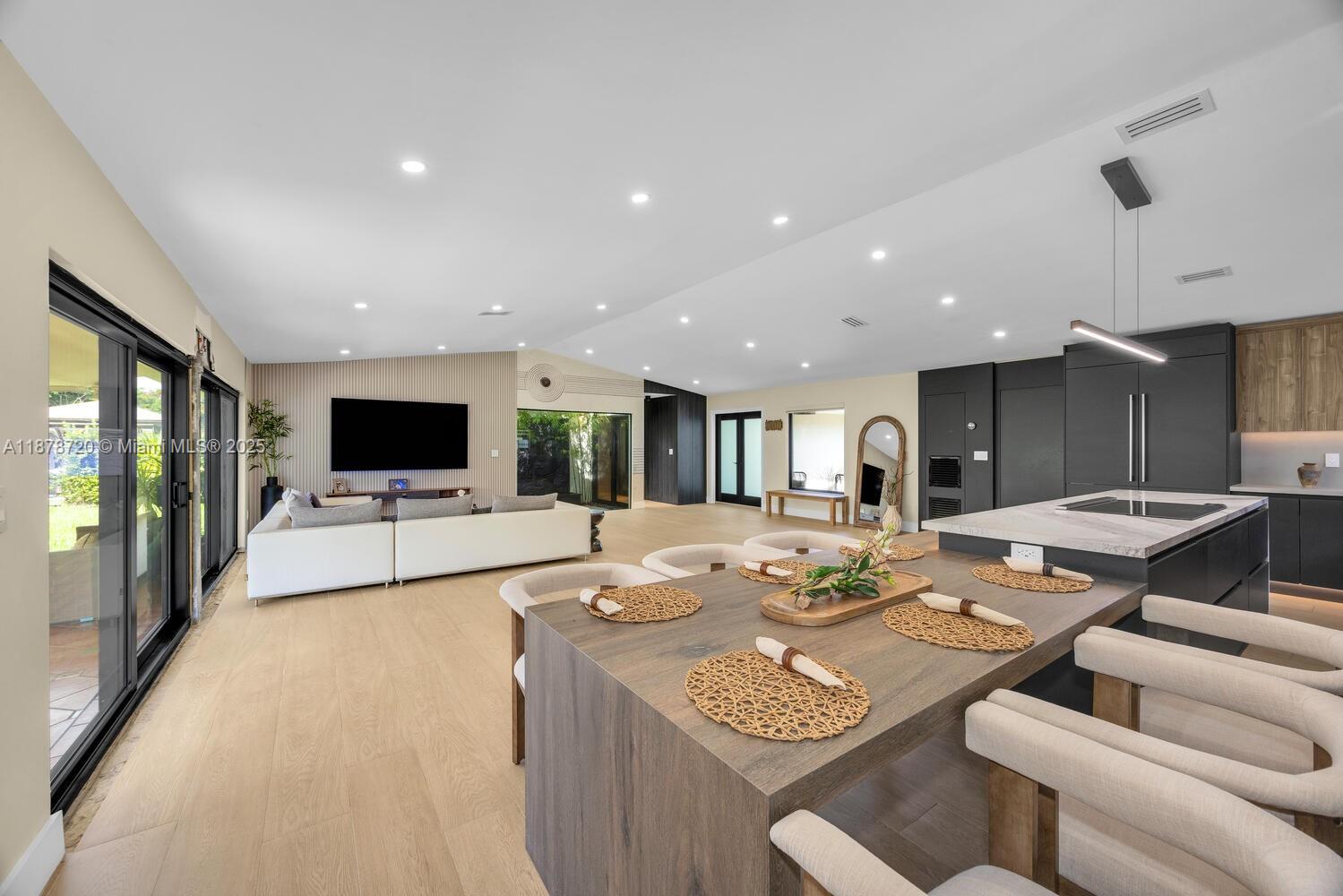 LOYOLA ESTATES - Residential