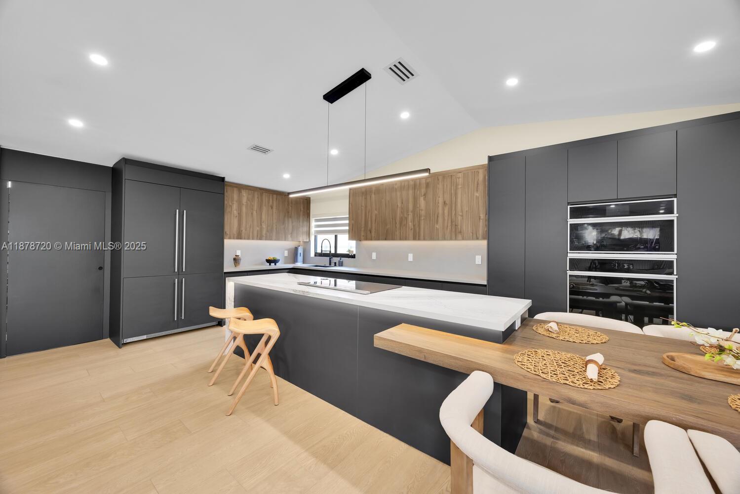 LOYOLA ESTATES - Residential