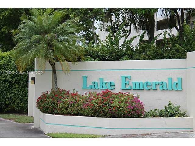 Property for Sale at 109 Lake Emerald Dr 304, Oakland Park, Miami-Dade County, Florida - Bedrooms: 2 
Bathrooms: 2  - $175,000