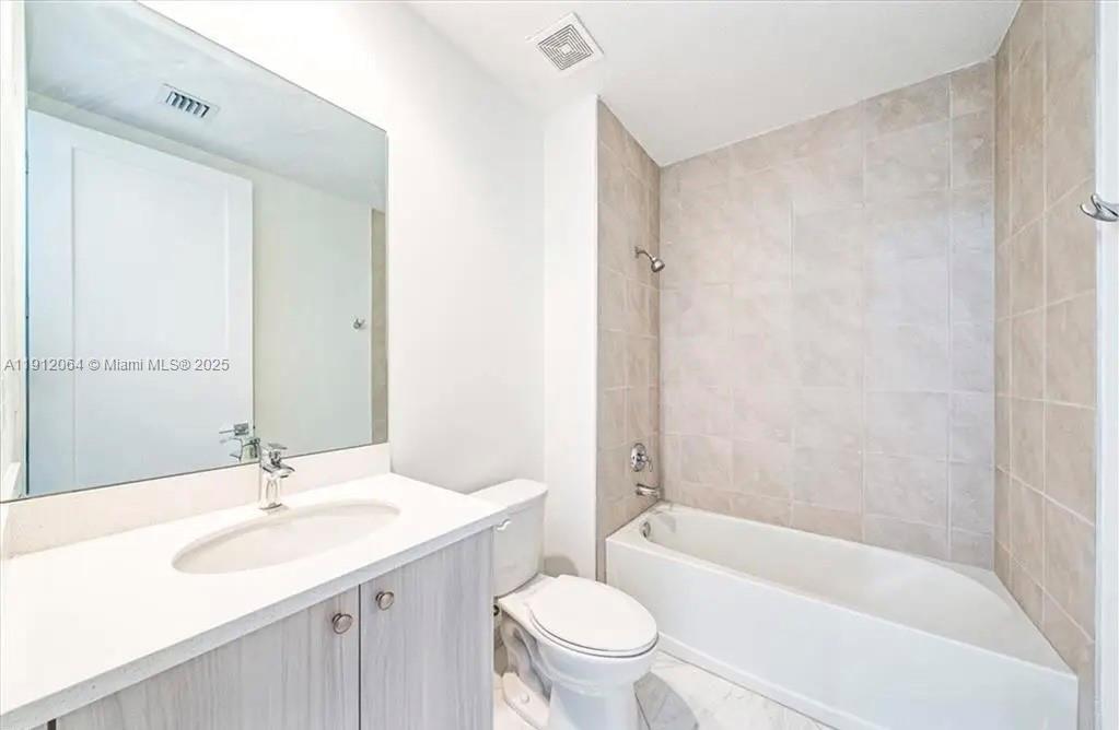 MAPLE RIDGE - Residential