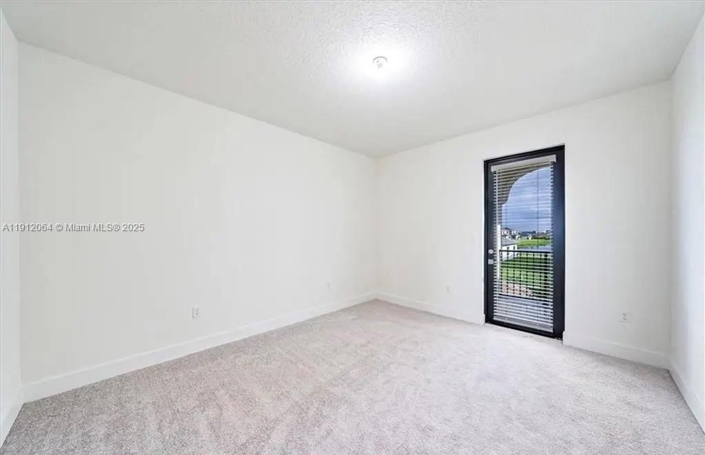 MAPLE RIDGE - Residential