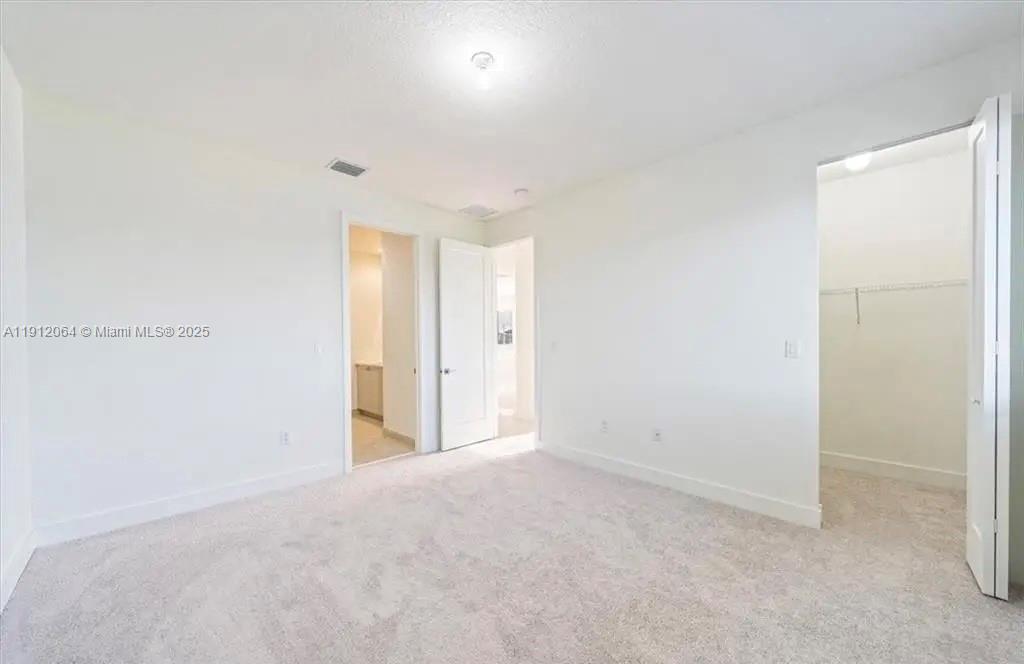 MAPLE RIDGE - Residential