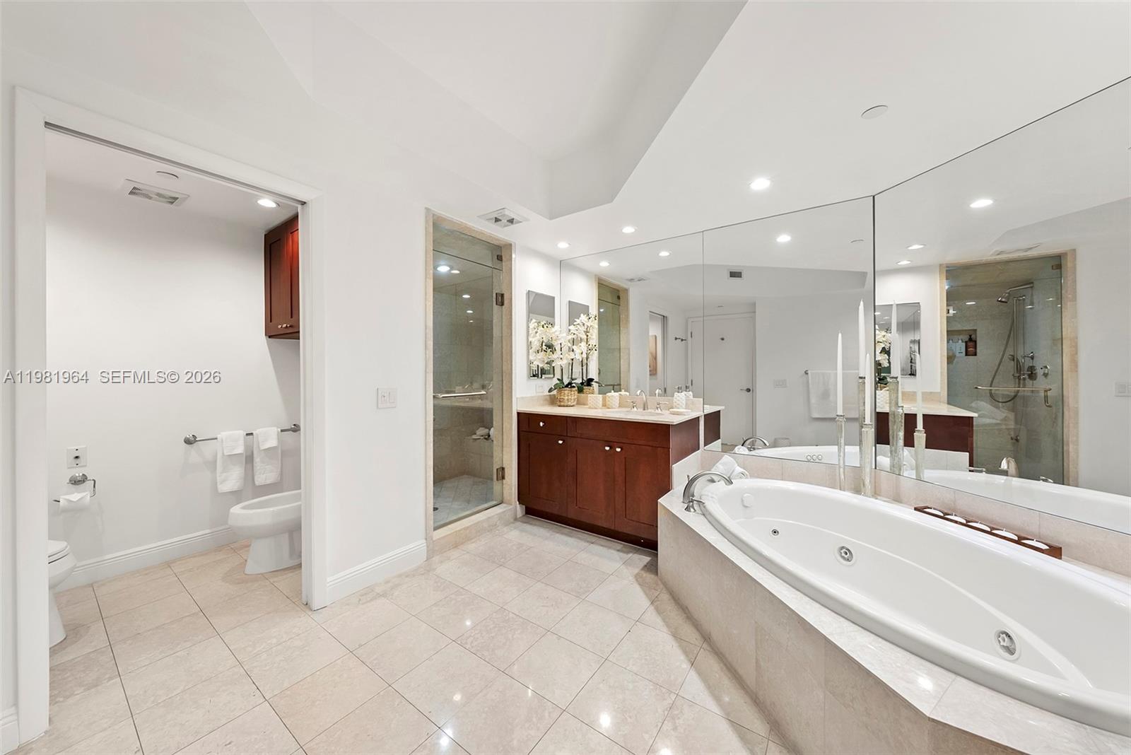 BELLAMARE @ WILLIAMS ISLA - Residential