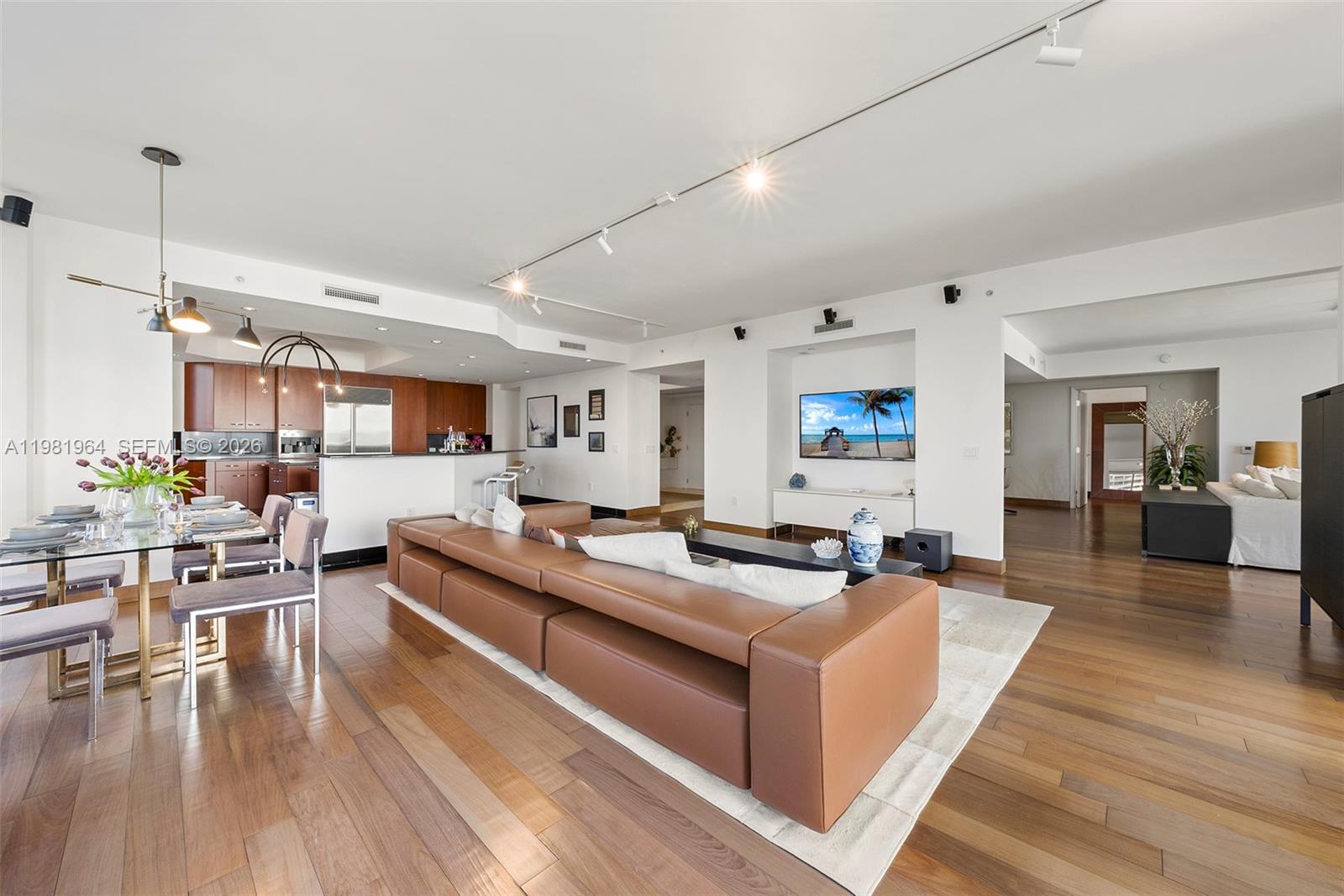 BELLAMARE @ WILLIAMS ISLA - Residential