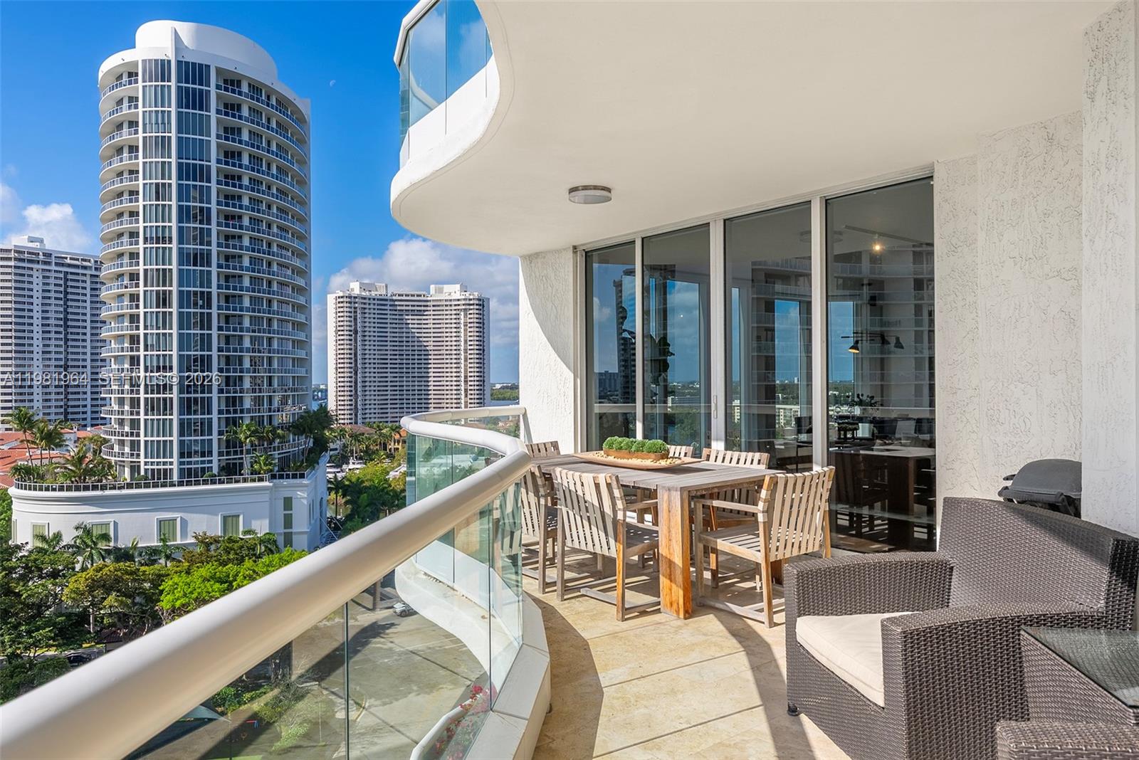 BELLAMARE @ WILLIAMS ISLA - Residential