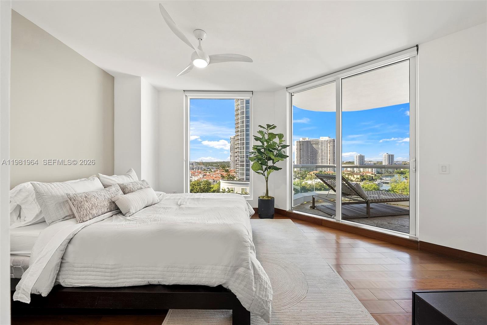 BELLAMARE @ WILLIAMS ISLA - Residential