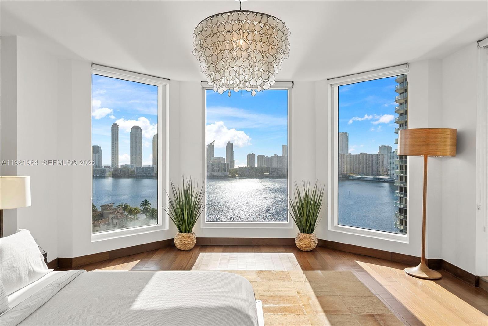 BELLAMARE @ WILLIAMS ISLA - Residential