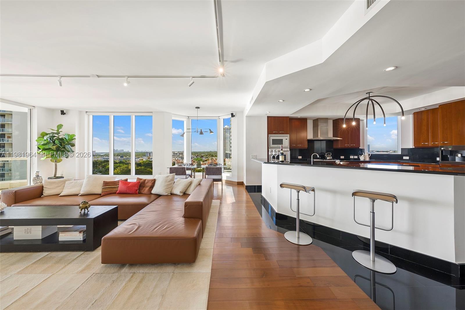 BELLAMARE @ WILLIAMS ISLA - Residential