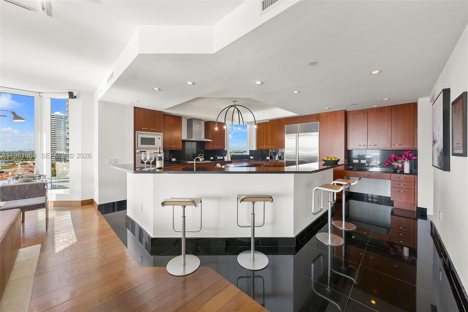 BELLAMARE @ WILLIAMS ISLA - Residential