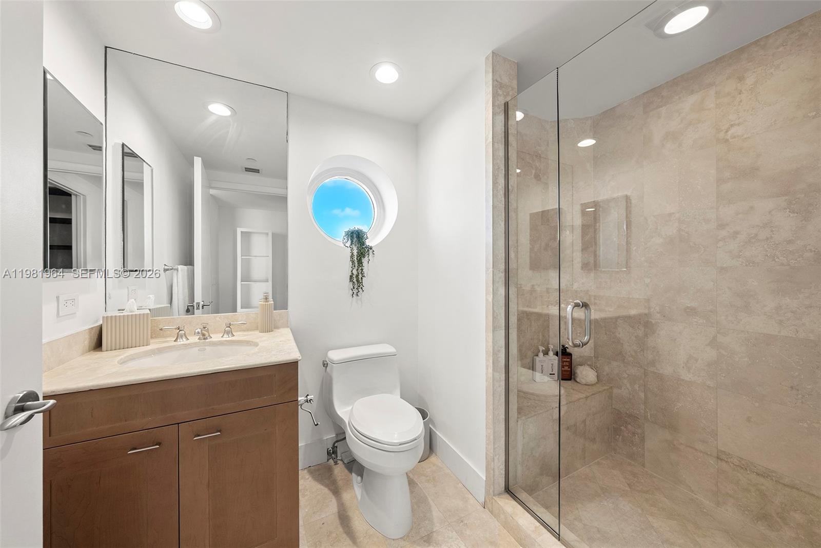 BELLAMARE @ WILLIAMS ISLA - Residential