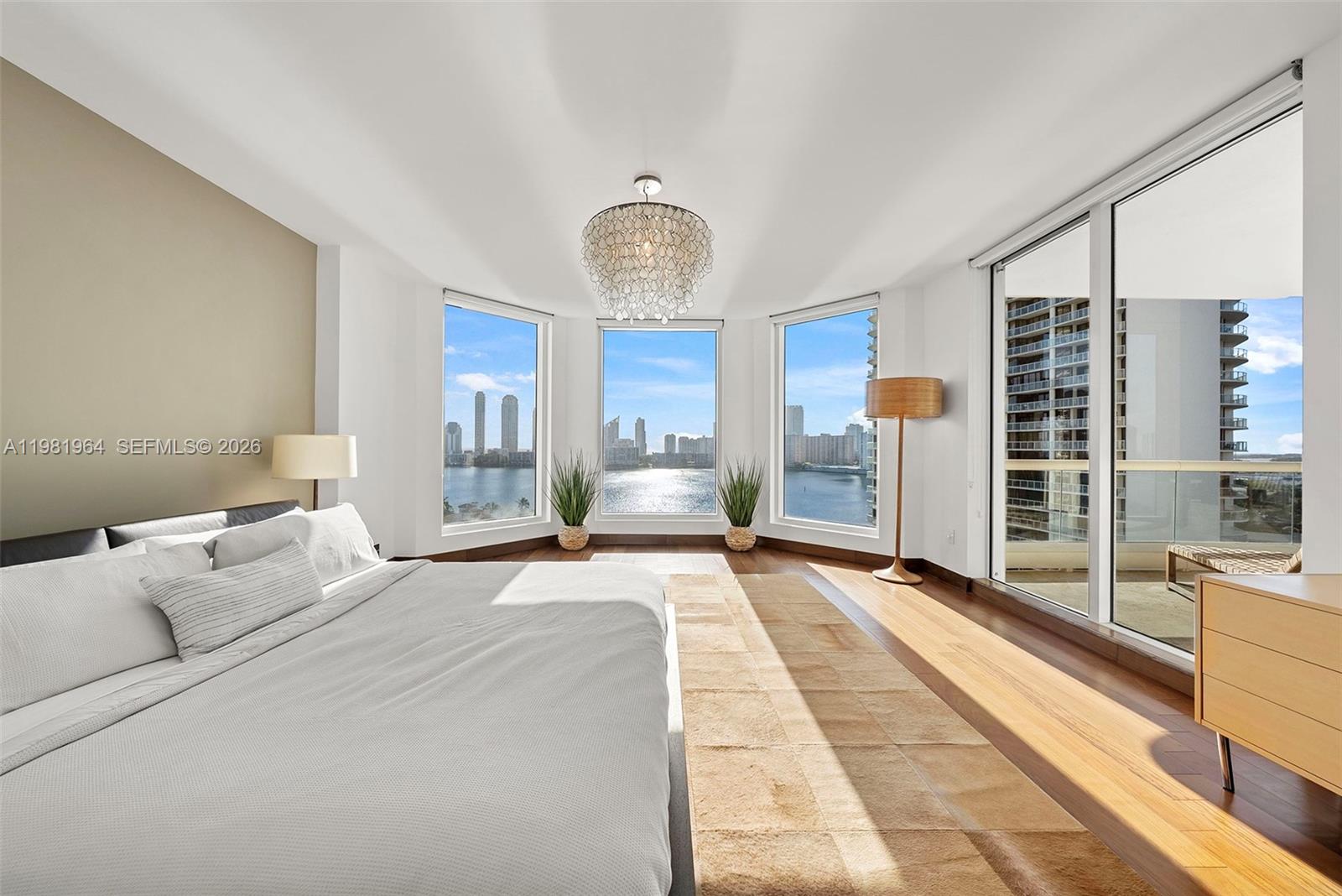 BELLAMARE @ WILLIAMS ISLA - Residential