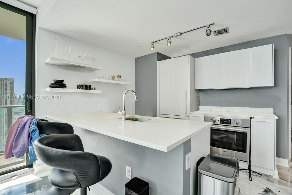 PARAISO BAYVIEWS CONDO - Residential