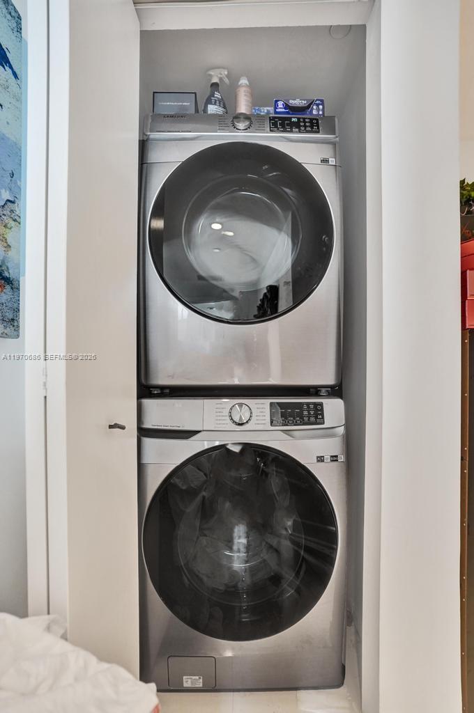 PARAISO BAYVIEWS CONDO - Residential