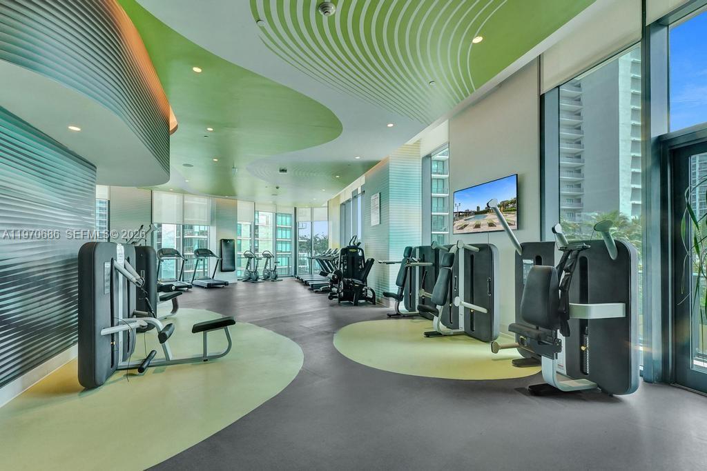 PARAISO BAYVIEWS CONDO - Residential