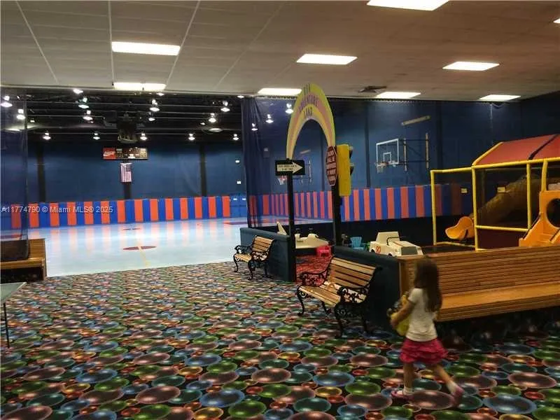 Weston, Florida 33326, United States, 2 Bedrooms Bedrooms, ,2 BathroomsBathrooms,Residential,Active,99649