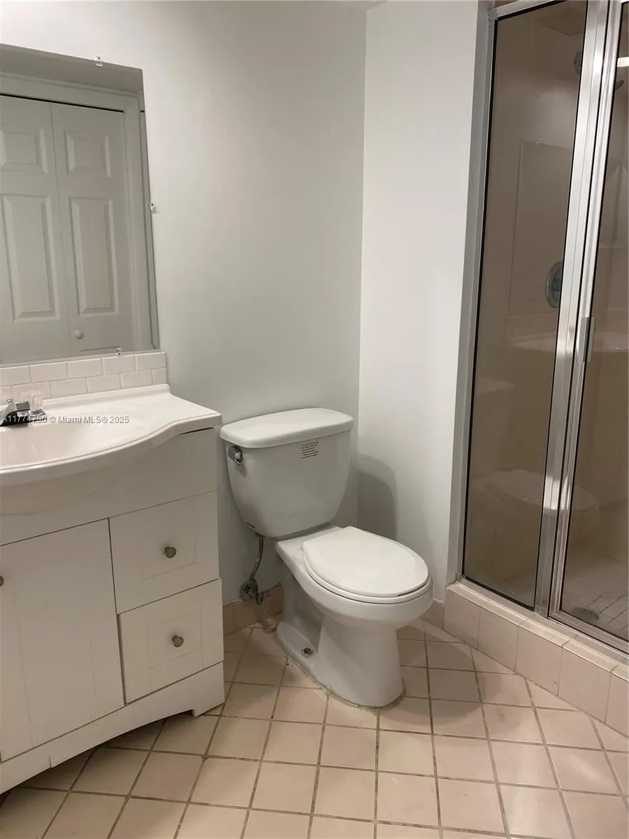 Weston, Florida 33326, United States, 2 Bedrooms Bedrooms, ,2 BathroomsBathrooms,Residential,Active,99649