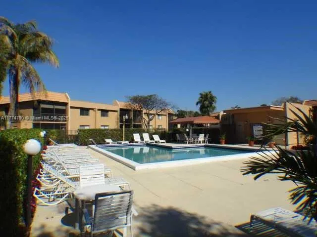 Weston, Florida 33326, United States, 2 Bedrooms Bedrooms, ,2 BathroomsBathrooms,Residential,Active,99649