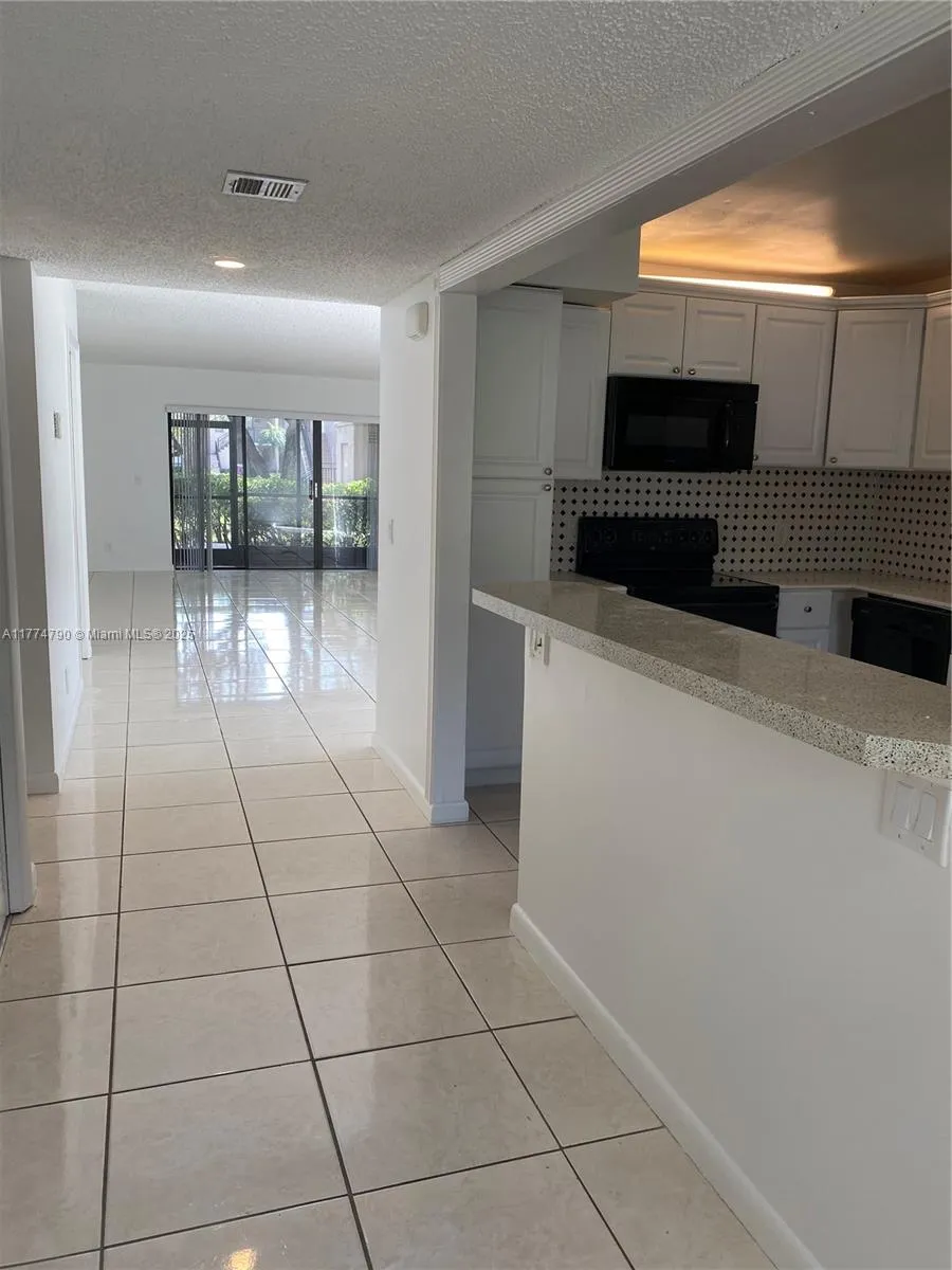 Weston, Florida 33326, United States, 2 Bedrooms Bedrooms, ,2 BathroomsBathrooms,Residential,Active,99649