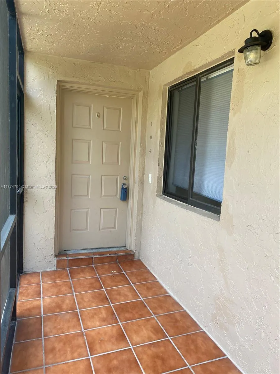 Weston, Florida 33326, United States, 2 Bedrooms Bedrooms, ,2 BathroomsBathrooms,Residential,Active,99649